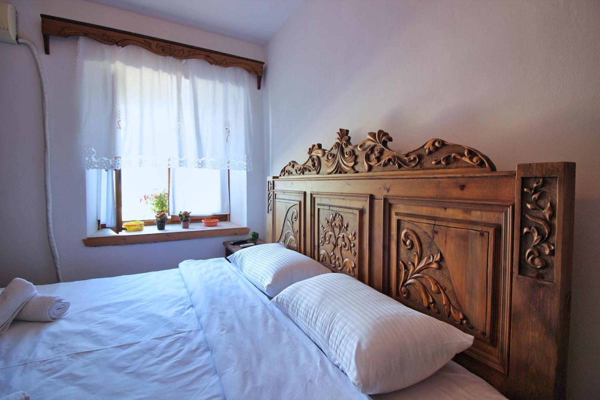 Guri Guesthouse Αργυρόκαστρο Εξωτερικό φωτογραφία